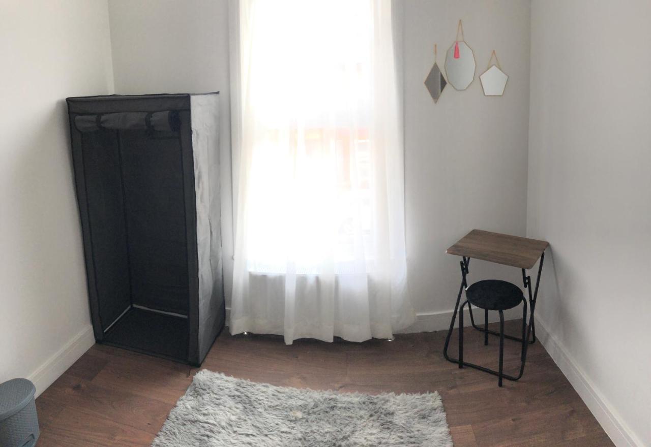 Blue House Bed & Breakfast Lincoln Bagian luar foto