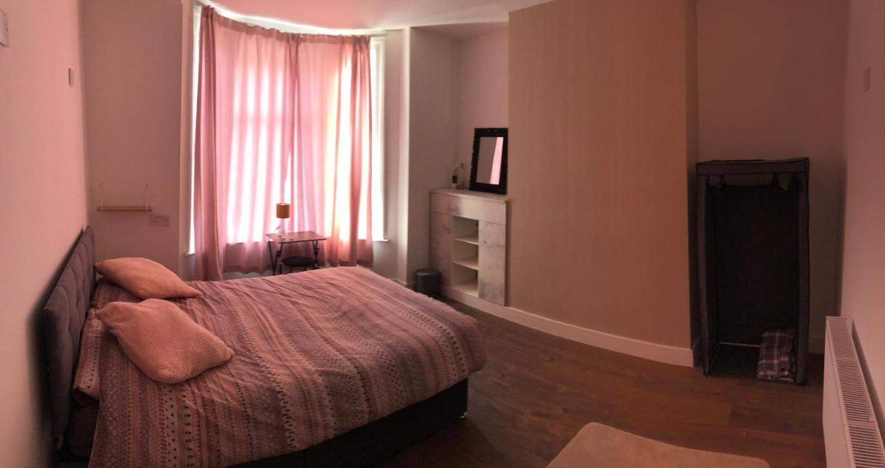 Blue House Bed & Breakfast Lincoln Bagian luar foto